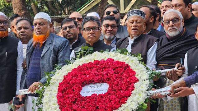 বঙ্গবন্ধুর সমাধিতে নবনির্বাচিত এমপি আবুল কালাম আজাদের শ্রদ্ধা